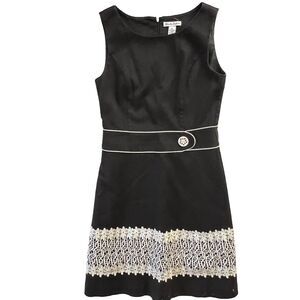 Alexandra Bartlett Dress Crochet 8 Black Sleeveless A-Line Lined Cotton Retro